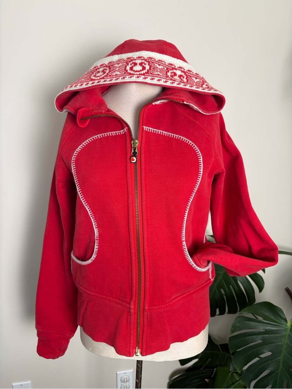 Lululemon Scuba Hoodie limited edition